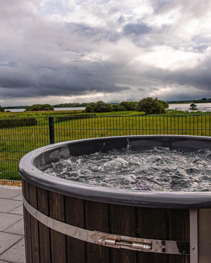 Hotel Lough Beg Glamping Newferry Exterior foto